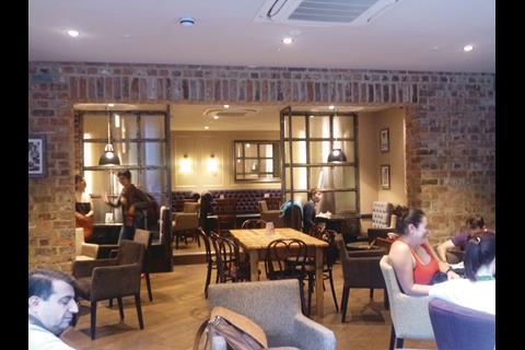 Caffè Nero, Tottenham Court Road